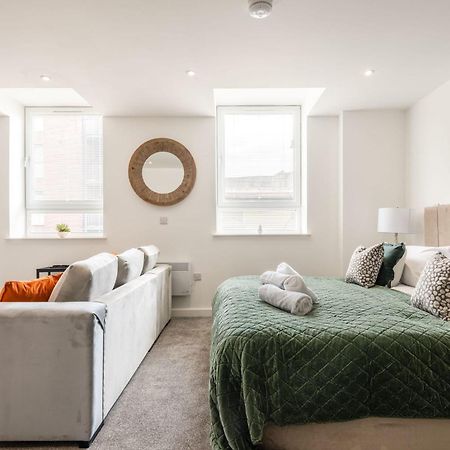 Contemporary 1 Bed Central Rotherham Studio Екстер'єр фото
