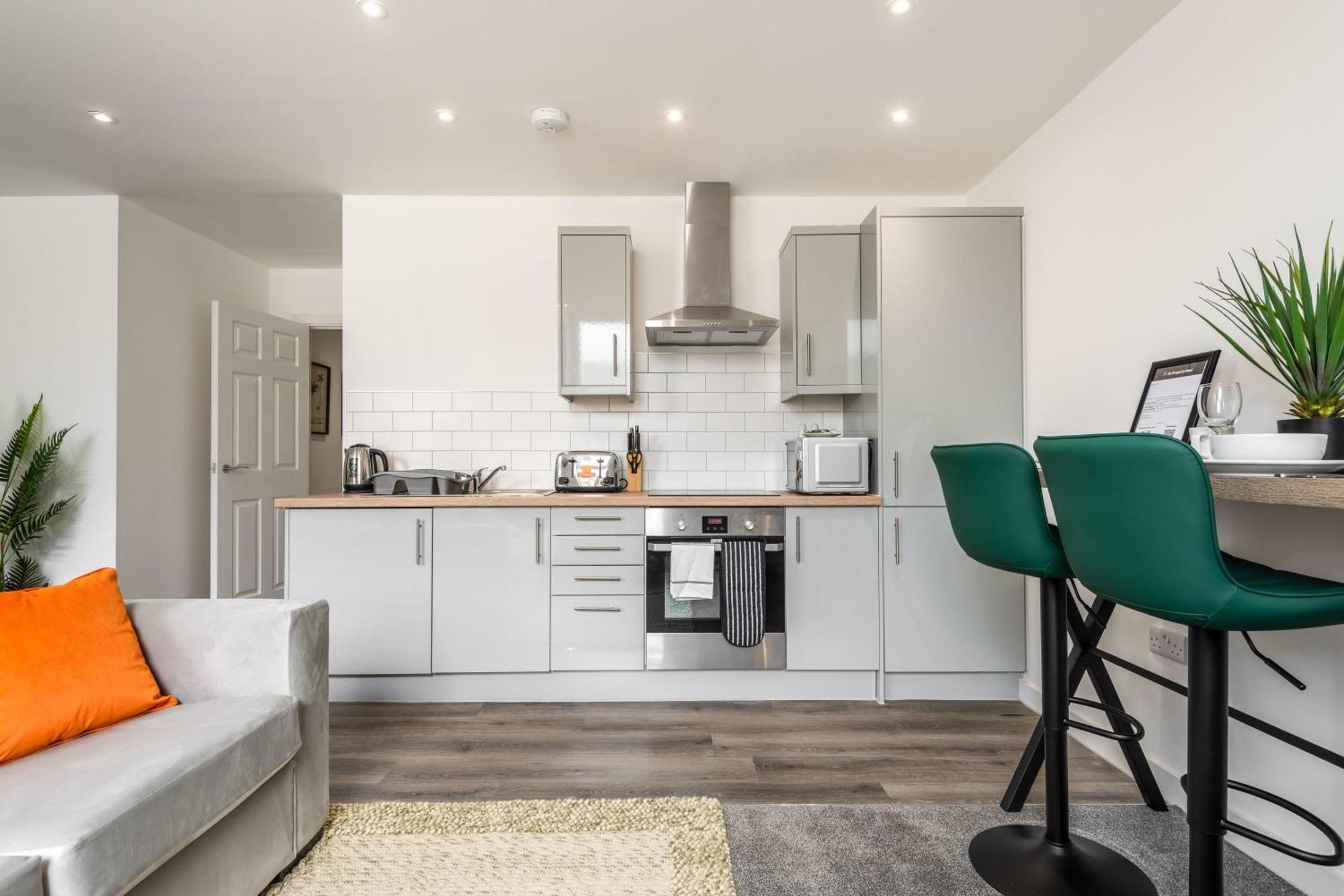 Contemporary 1 Bed Central Rotherham Studio Екстер'єр фото